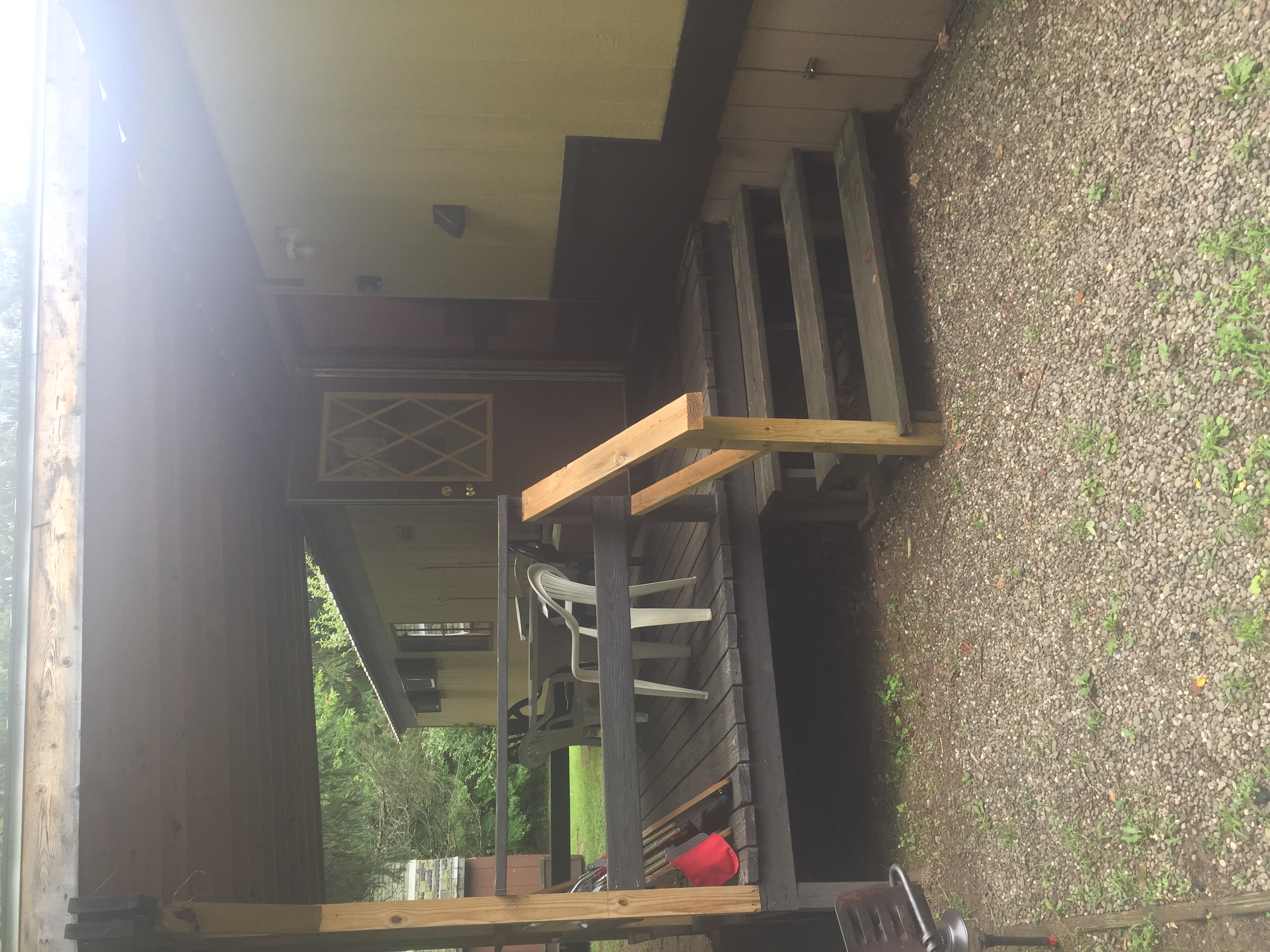 J&S Creekside Cabins Trout Cottage exterior